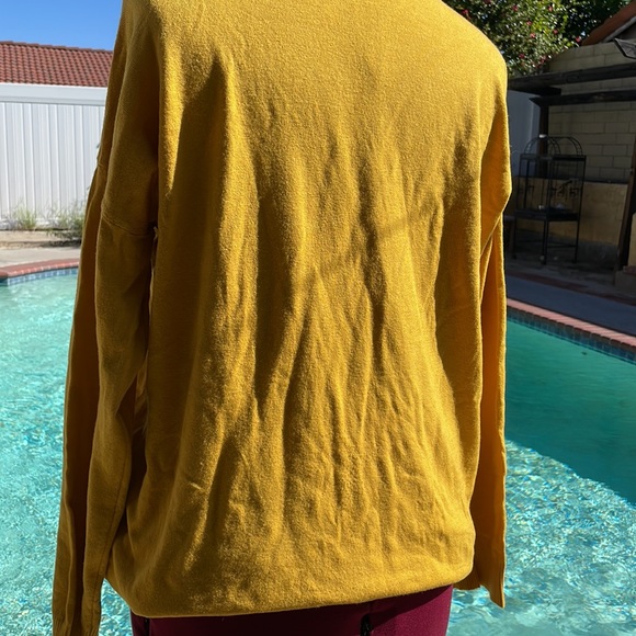 Yellow Mustard Sweater - Picture 5 of 10